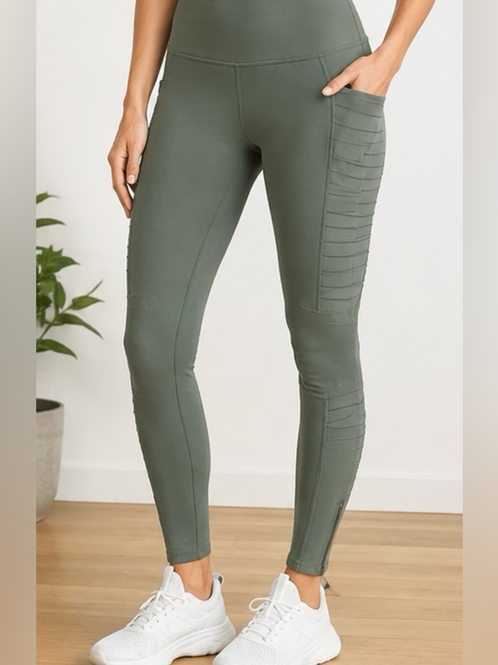 ATHLETA DELANCEY MOTO TIGHT LEGGINGS WITH POCKES & ZIP ANKLES